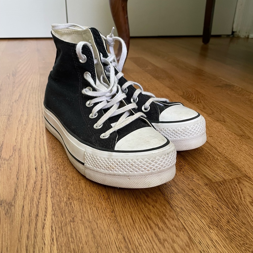 Converse Black Platform Hightop Size 6